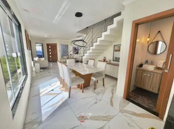 Casa de 3 quartos, Vila Velha · LINDA CASA DE 3 QUARTOS/SUÍTE EM INTERLAGOS, PRÓXIMO A PRAIA- PISCINA E CHURRASQUEIRA