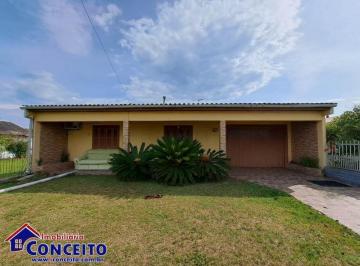 Casa de 3 quartos, Imbé · C243 - Excelente residência com 03 dormitórios localizada em Mariluz