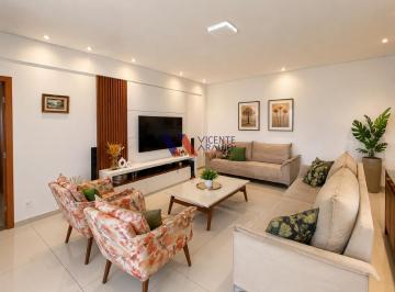 Apartamento · 250m² · 4 Quartos · 3 Vagas · Apartamento com área privativa 4 quartos e 3 vagas cobertas,ótimo acabamento e localização
