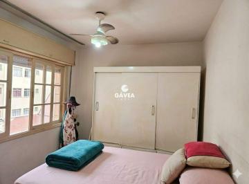 dormitório principal · Apartamento à venda no José Menino em Santos.