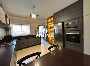 Apartamento · 180m² · 3 Quartos · 3 Vagas · Apartamento a venda, bairro Santa Maria