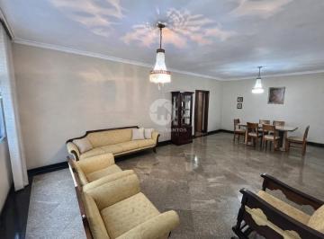 Apartamento · 189m² · 3 Quartos · 1 Vaga · Apartamento amplo à venda no Gonzaga – localização privilegiada próximo à Praia do Gonzaga e à regiã