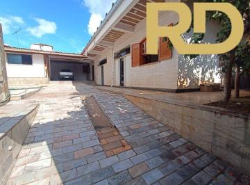 Comercial · 230m² · 3 Quartos · 3 Vagas · Casa Comercial 3 Suítes | Lote 396m² | Quintal Enorme | 230m² Construídos