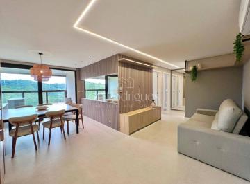 Apartamento · 76m² · 2 Quartos · 2 Vagas · Apartamento de 2 suítes na Praia Brava