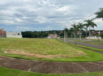 Terreno · 605m² · Terreno a venda no Condominio Royal Boulevard Residence e Resort em Aracatuba