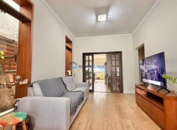 Casa · 166m² · 3 Quartos · 2 Vagas · Casa térrea com quintal grade, totalmente refrondo na Cide Vargas.
