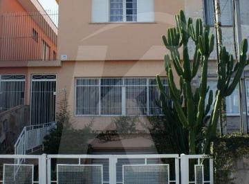 Casa · 215m² · 3 Quartos · 4 Vagas · Sobrado à venda com 215m², totalmente reformado, moderno e mobiliado