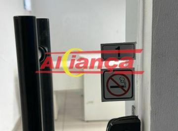 Comercial · 28m² · SALA COMERCIAL 28m² - PARA LOCAÇÃO NA VILA ENDRES GUARULHOS - SP R$ 1.700,00