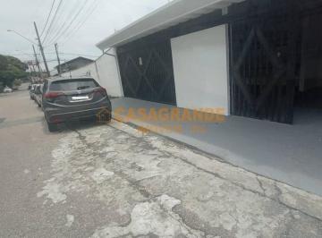 Casa · 120m² · 3 Quartos · 4 Vagas · Casa com 03 quartos com 300 m² na Vila Tatetuba, SJC