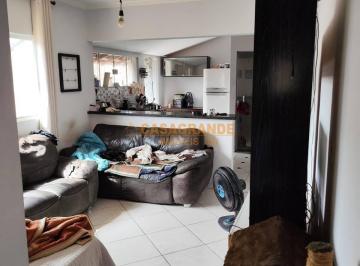 Casa · 180m² · 4 Quartos · 2 Vagas · Casa Sobrado no Residencial União - 4 quartos, 1 suíte - 180m² - Zona Sul