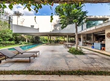 Casa · 1040m² · 3 Quartos · CASA TERREA CIDADE JARDIM 3 SUÍTES 5 VAGAS