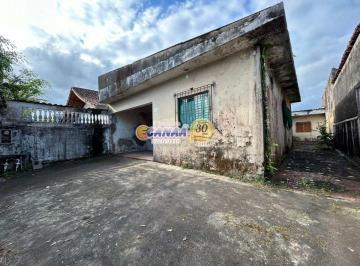 Casa de 4 quartos, Mongaguá · Casa lote inteiro a venda em Mongaguá/SP