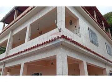 Casa · 100m² · 2 Quartos · Imóvel em excelente estado