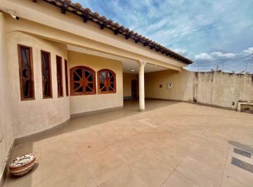 Casa de 3 quartos, Taguatinga · Casa Espaçosa com Energia Solar e Área de Lazer Completa – QNG 24, Taguatinga Norte | 3 Quartos + DC