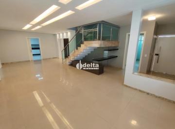 Casa · 510m² · 4 Quartos · Casa Residencial Condomínio em Uberlândia