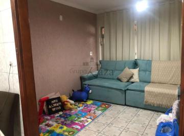 Casa · 230m² · 3 Quartos · 2 Vagas · Oportunidade - Casa - Centro - Jacareí - 3 Dormitórios -200m².