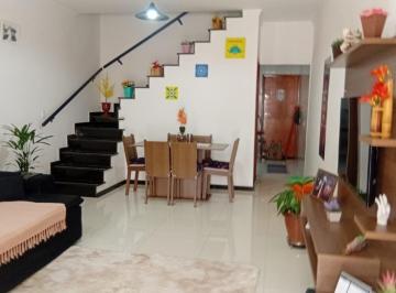 Casa · 130m² · 3 Quartos · 2 Vagas · Sobrado á venda na parada Inglesa com 3 dormitórios