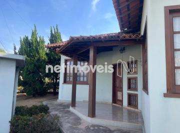 Casa · 194m² · 4 Quartos · 6 Vagas · Casa charmosa com projeto arquitetônico exclusivo, 4 quartos e espaço gourmet