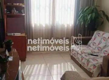 Apartamento · 83m² · 3 Quartos · Oportunidade de apartamento no Centro .