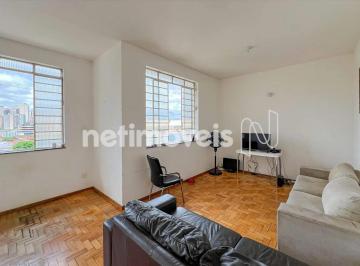 Casa · 860m² · 4 Quartos · 2 Vagas · Casa de 4 quartos à venda no Colégio Batista!