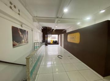 Comercial · 250m² · Sobreloja Comercial para Locação em São Paulo-SP, Bairro Pinheiros: 2 salas, 4 banheiros, 250m² de Á