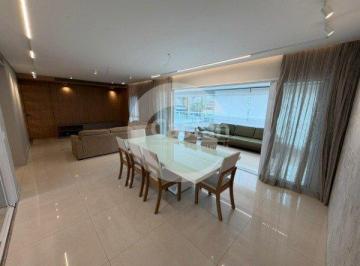 Apartamento · 239m² · 3 Quartos · 4 Vagas · Apartamento em Tatuapé