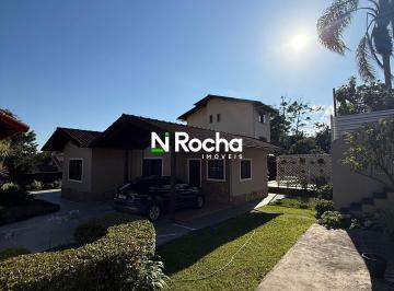 Casa · 300m² · 3 Quartos · 4 Vagas · Magnífica casa no Castelânea. Localização Privilegiada e Agradável