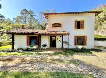Casa de 3 quartos, Embu das Artes · Privacidade e charme da vida de campo nesta casa em condomínio na Granja Viana!!!