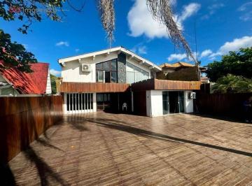 4178dd3c1f6330c3fe499fcec9a6e23dd62e14ea · Casa com 4 dormitórios à venda, 315 m² por R$ 6.500.000,00 - Cachoeira do Bom Jesus - Florianópolis/