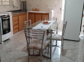 Casa · 250m² · 4 Quartos · 2 Vagas · Oportunidade - 2 Casas - Jardim das Indústrias - 4 Dormitórios - 120m².