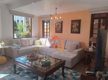2250beaf74d4ddc6892a0f900dc52a88572bb642 · Casa espetacular com 3 quartos e 1 suíte dentro de lindo e agradável condomínio em área nobre de São