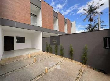 Casa · 113m² · 3 Quartos · 2 Vagas · Sobrado Geminado no Iririú com 3 Quartos (1 Suíte) e 12m de Terreno nos Fundos