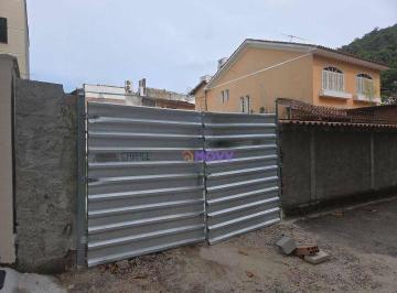 c2c8092adb42b73e659a3c3f954bf78781e545bf · Terreno plano, pronto para construir