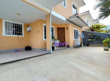 d8e4e137d3074e7bec7592091ead03b8b741df7c · Maravilhosa casa em Piratininga