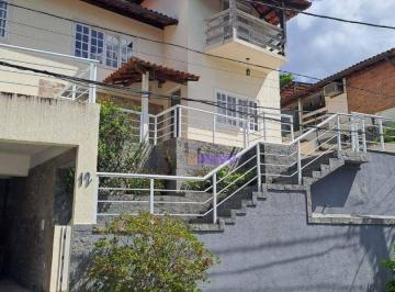 e4046c9615afb5aa5a17ecdfe4a2d4a9d654dedd · Casa com 4 dormitórios à venda, 220 m² por R$ 955.000,00 - Badu - Niterói/RJ