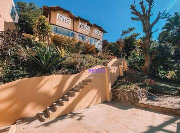 f64b734df46a81da9d1909a3cb300f4404ed8fca · Casa com 3 dormitórios à venda, 380 m² por R$ 950.000,00 - Piratininga - Niterói/RJ