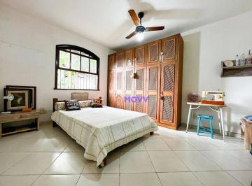 3cd034b222f849275c810dabf75f2efcbfeef7da · Belíssima casa em condomínio em Charitas com 6 quartos