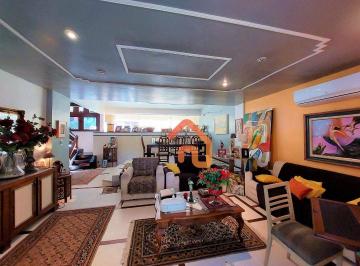 c193a48acd952b4ab3cac933e1ff84a628fd8740 · Condomínio - Casa de 4 quartos, 2 suítes, piscina e 4 vagas de garagem à venda, 274 m², por R$ 2.000