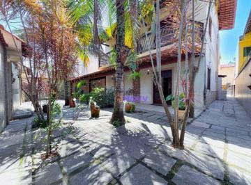 e450be43a3d3b4372f38cdbc83451db3a7e9e3ff · Casa com 7 dormitórios à venda, 508 m² por R$ 1.900.000,00 - Itaipu - Niterói/RJ