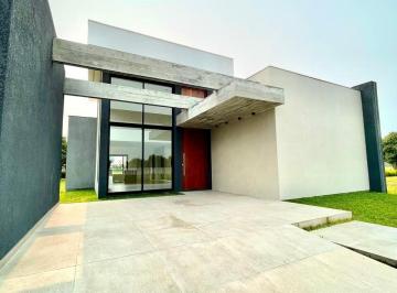 Apartamento · 170m² · 4 Quartos · 4 Vagas · Casa no condomínio fechado Terrasul