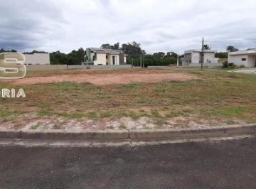 Foto 01 · Terreno excelente de 1.126m² no Residencial Lagos de Jarinu, topografia 100% plana e pronto para con