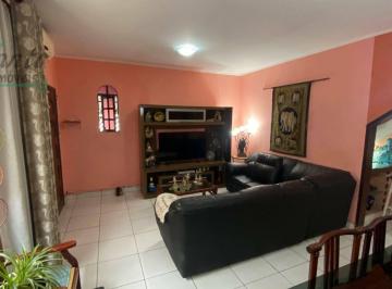 f2fd01857c8d67043b3fe1ae3683e3d556b4ce87 · Casa sobreposta baixa à venda de 4 dormitórios/1 suíte na Ponta da Praia, Santos - Avanti Imóveis