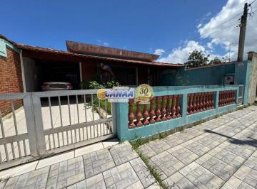 Casa de 4 quartos, Mongaguá · Casa à venda em Mongaguá- Amplo espaço e lazer em um só lugar!