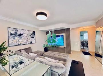 Casa · 200m² · 3 Quartos · 3 Vagas · Villaggio Tamboré 4 - Reformada