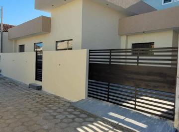 Casa · 80m² · 3 Quartos · 2 Vagas · Oportunidade: Casa Linear 3 Quartos  no cond. Cisne Branco.