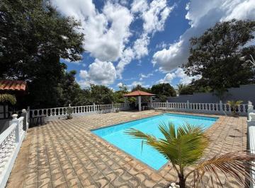 Rural · 2400m² · 2 Quartos · 6 Vagas · Sítio com Piscina e Área Gourmet em Mocambeiro – Excelente para Festas e Confraternizações