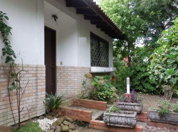 Casa · 200m² · 4 Quartos · 2 Vagas · Casa no bairro Ipanema de 3 dormitórios e 2 vagas