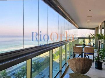 Apartamento · 262m² · 4 Quartos · 3 Vagas · Frente Praia no Costa del Sol | Andar Alto e Vista Cinematográfica.