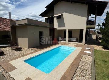 Casa · 190m² · Terreno com 482m² com 2 Casas e Piscina no Bairro Vila Lenzi