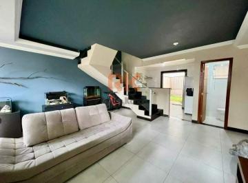 Casa · 140m² · 3 Quartos · 2 Vagas · Casa geminada à venda no Bairro Santa Amélia, em excelente localização e com projeto moderno que pri